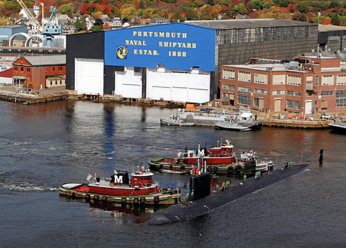 USS New Hampshire arrives at the shipyard for its official commissioning.